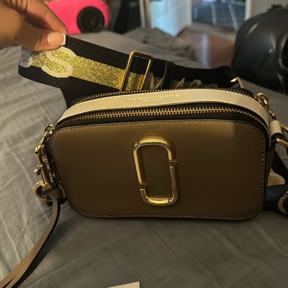 Marc Jacob crossbody only worn 3 times